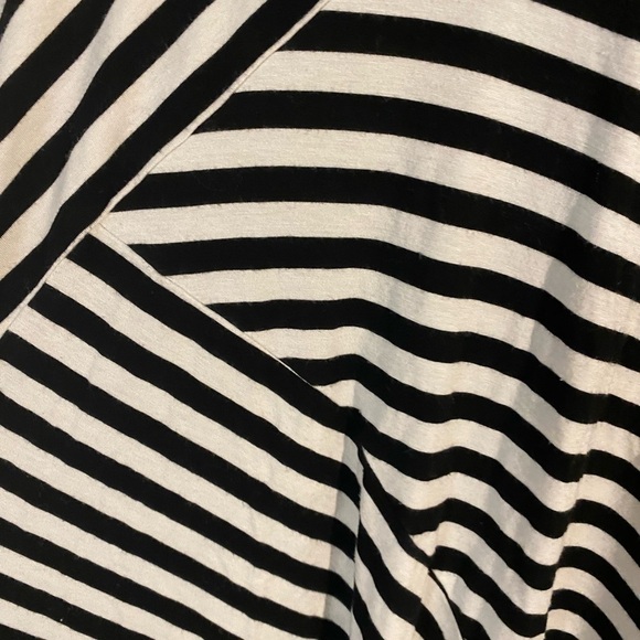 Top - Picture 3 of 4